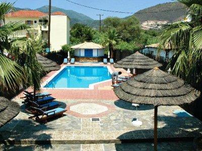 Aparthotel Santa Maura Nydri  Zewnętrze zdjęcie