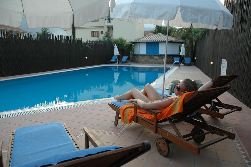 Aparthotel Santa Maura Nydri  Zewnętrze zdjęcie